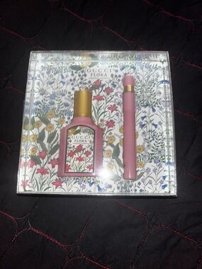 Gucci Flora Pink Floral Set